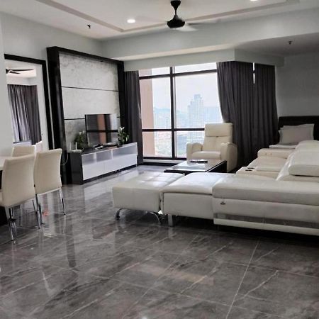 Suites At Times Square Kl กัวลาลัมเปอร์ ภายนอก รูปภาพ